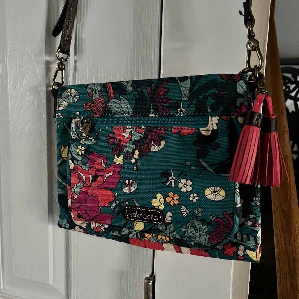 Sakroots crossbody